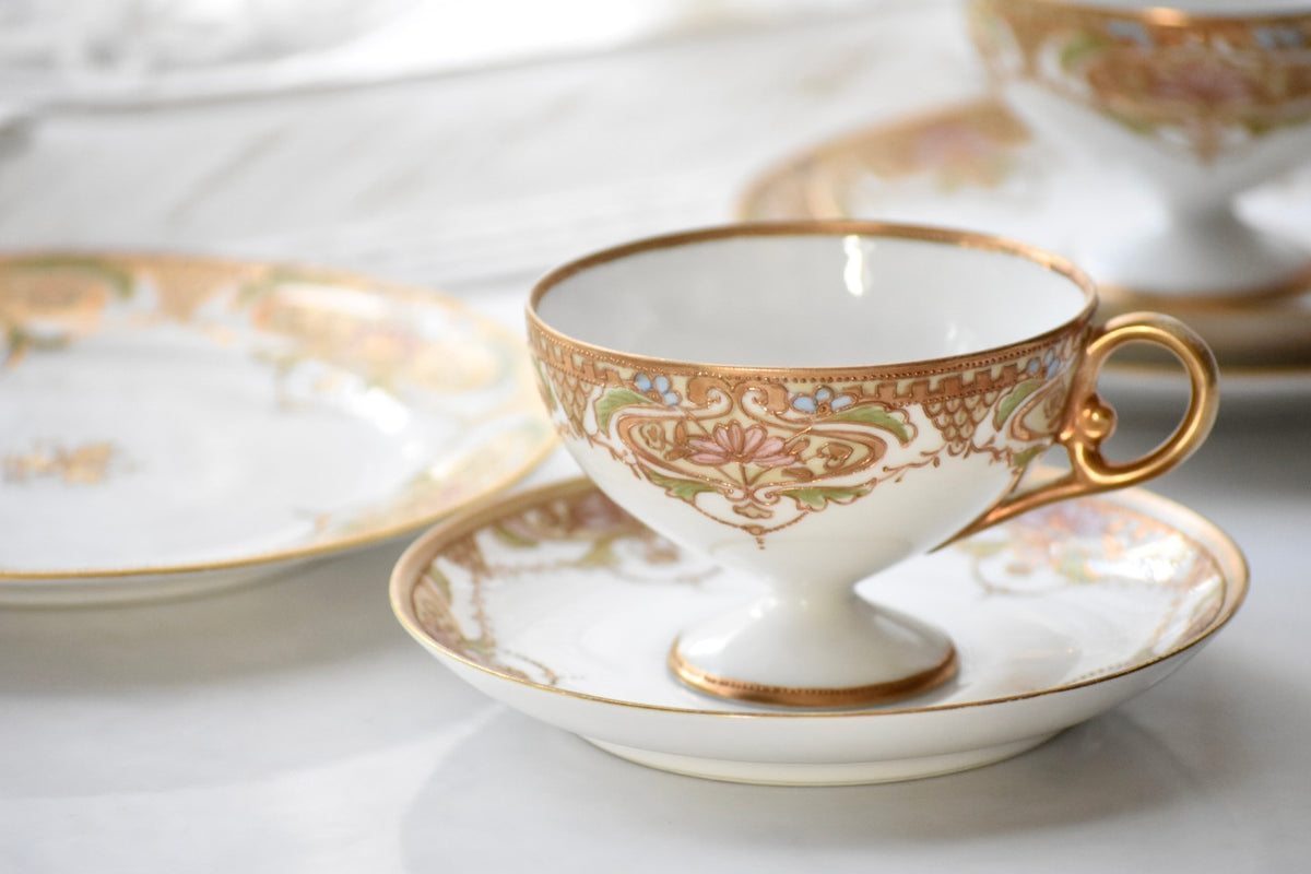 ノリタケのティートリオ – Antique Serendipity