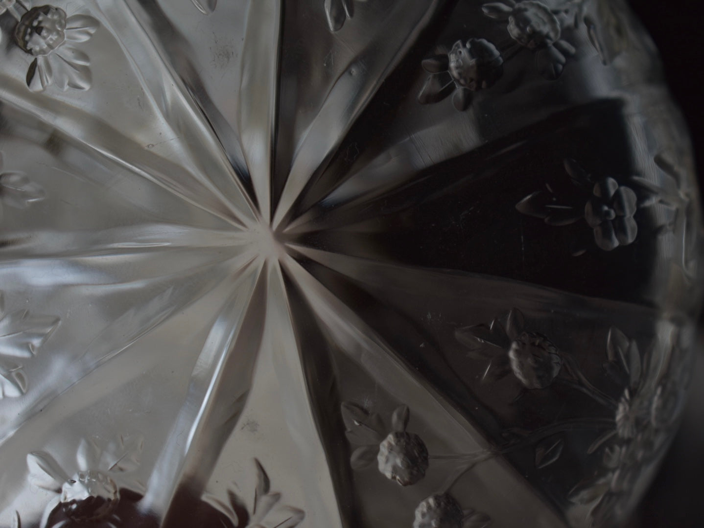 イギリス スティーブンス&ウィリアムズ工房　ガラス小鉢　王室御用　アンティーク イギリス スティーブンス&ウィリアムズ工房 ガラス小鉢 王室御用