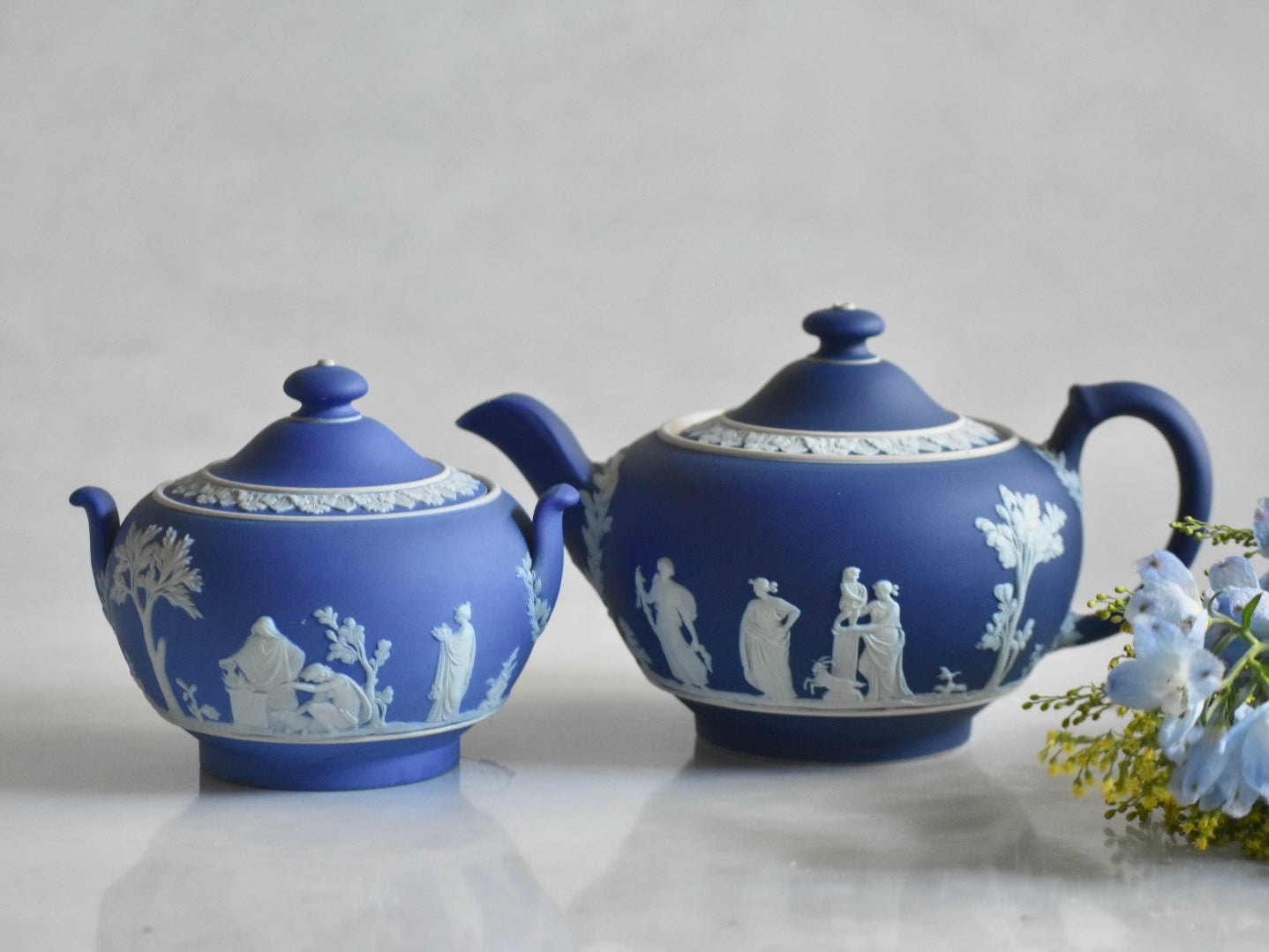 アンティークウエッジウッド【WEDGWOOD- Jasper ware