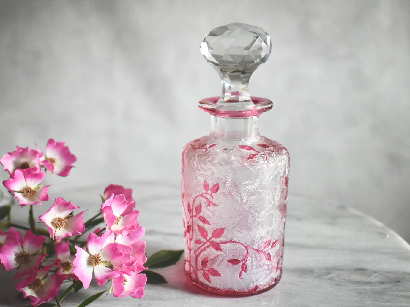 Antique Baccarat】バカラ 香水瓶 EGLANTIER – Antique Serendipity