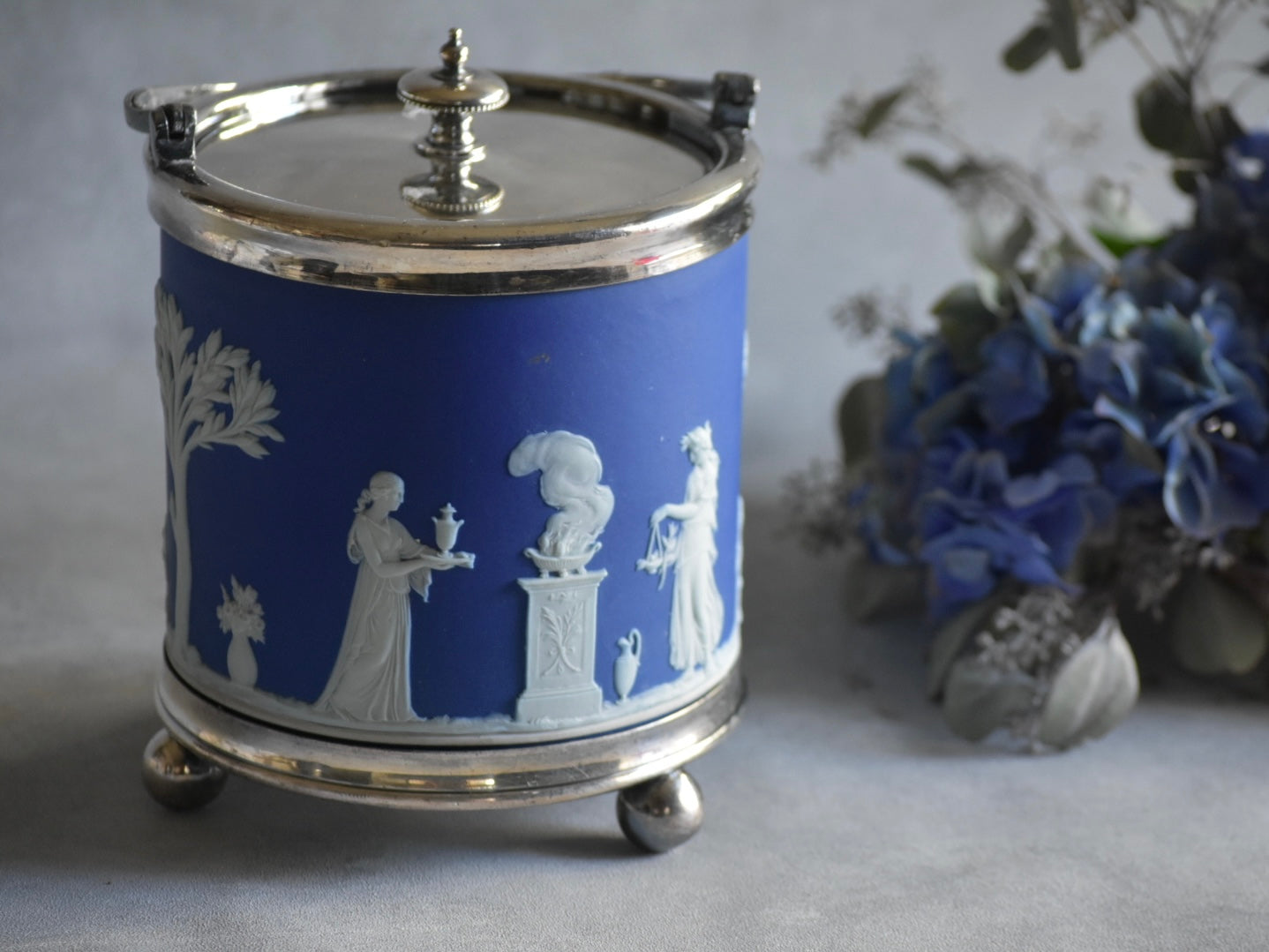 アンティークウエッジウッド【WEDGWOOD- Jasper ware】St Louis