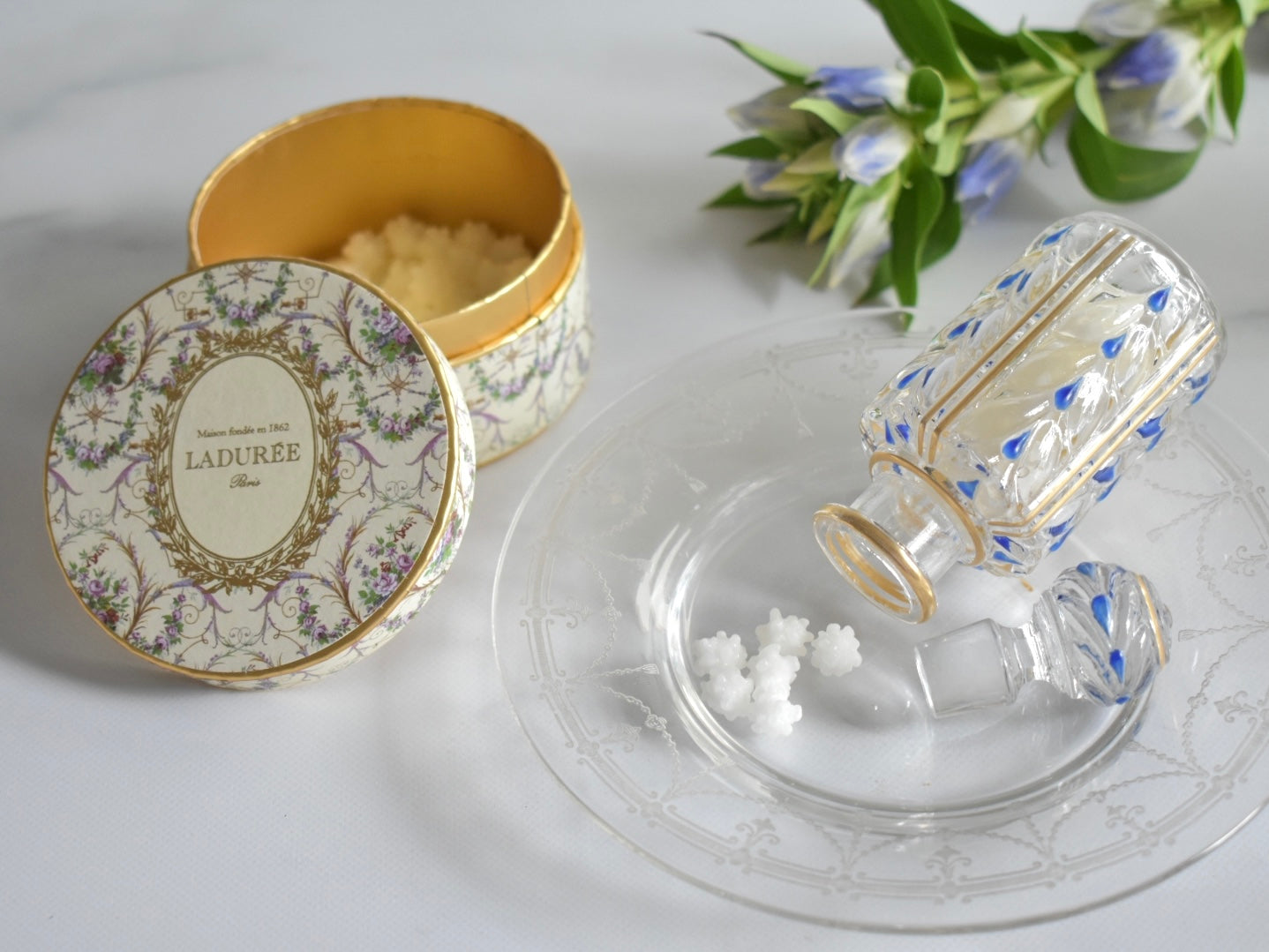 Perfume Bottle LAURIER D.5544 – Antique Serendipity