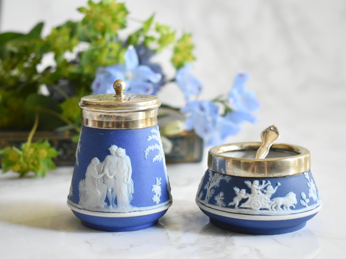 WEDGWOOD-Jasper ware】ウエッジウッド ソルト＆ペッパー入れ – Antique Serendipity