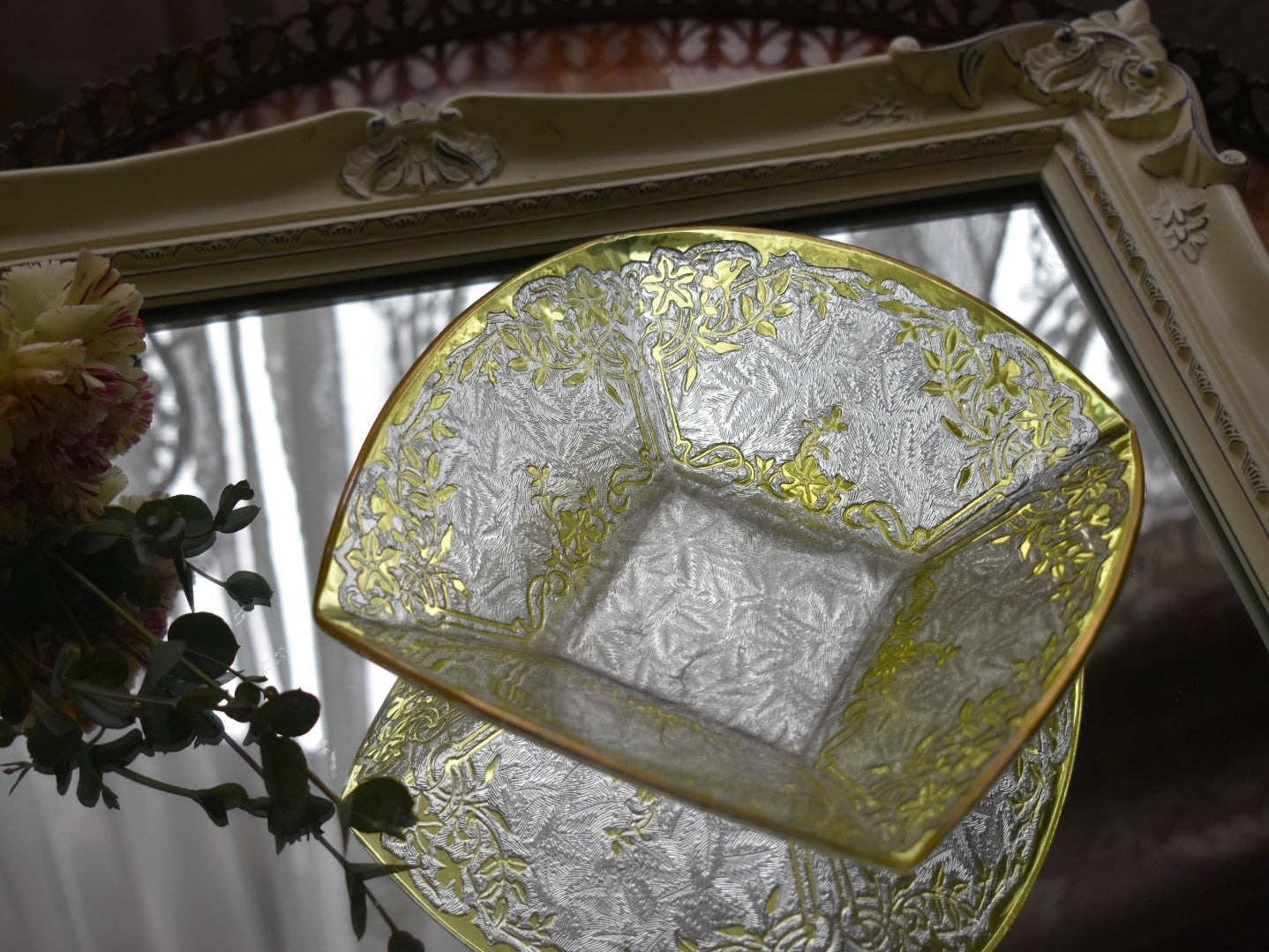 アール・ヌーヴォーデザインの美しい器 – Antique Serendipity