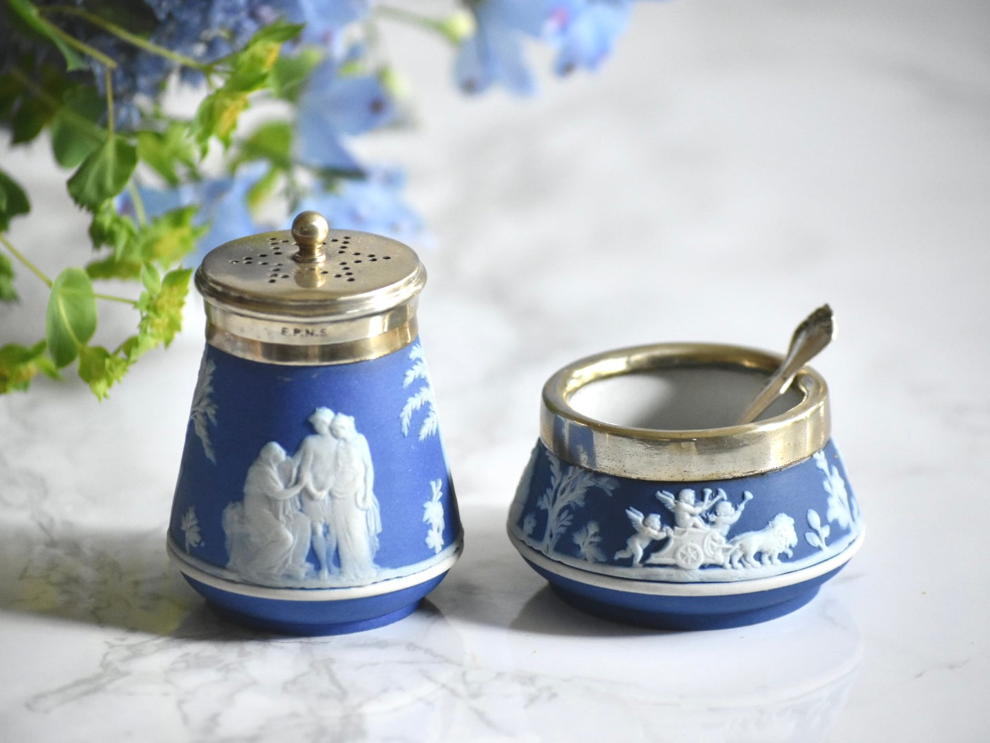 WEDGWOOD-Jasper ware】ウエッジウッド ソルト＆ペッパー入れ – Antique Serendipity